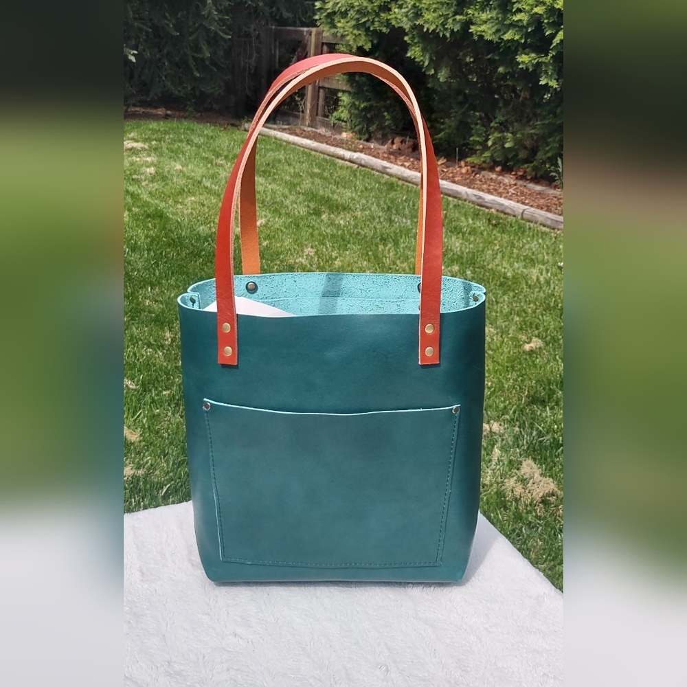 Portland Leather Caribbean Medium Classic Tote with Tan Handles